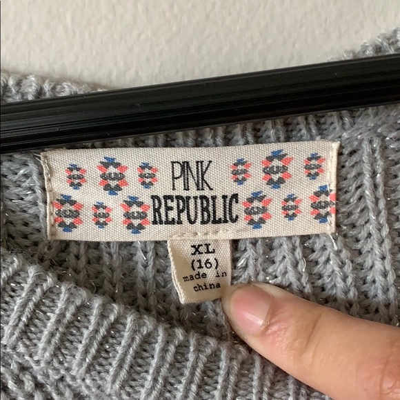 Beautiful grey glittery warm sweater - rarely worn - Picture 4 of 5